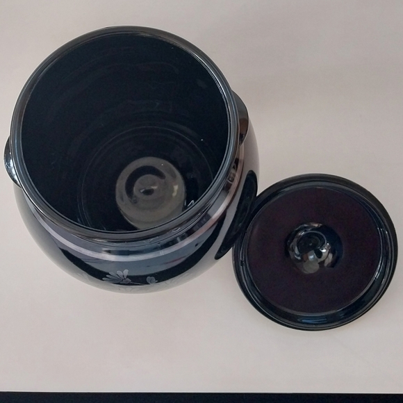 Vtg Black Amethyst Glass Lidded Jar With Sterling Silver Overlay (LE Smith?) - Picture 7 of 16